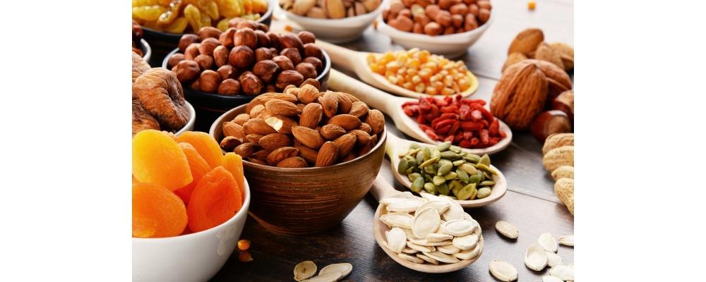Орехи и сухофрукты – польза для организма