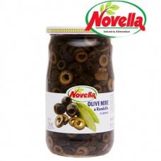 Оливки Novella нарізані чорні 670г