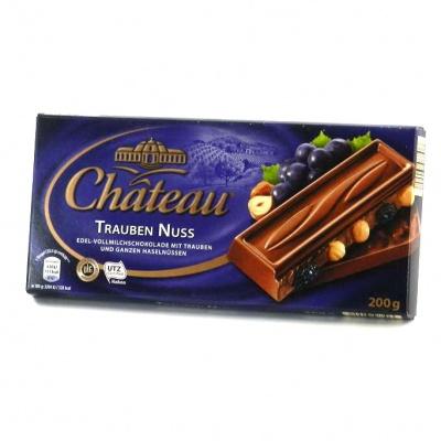 Шоколад Chateau з родзинками та цілим лісовим горіхом 200 г